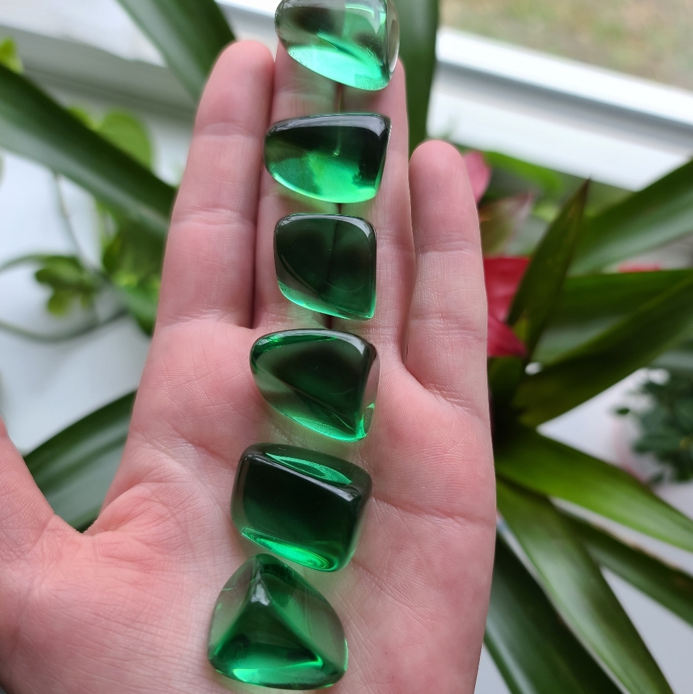 Gaia stone / obsidian